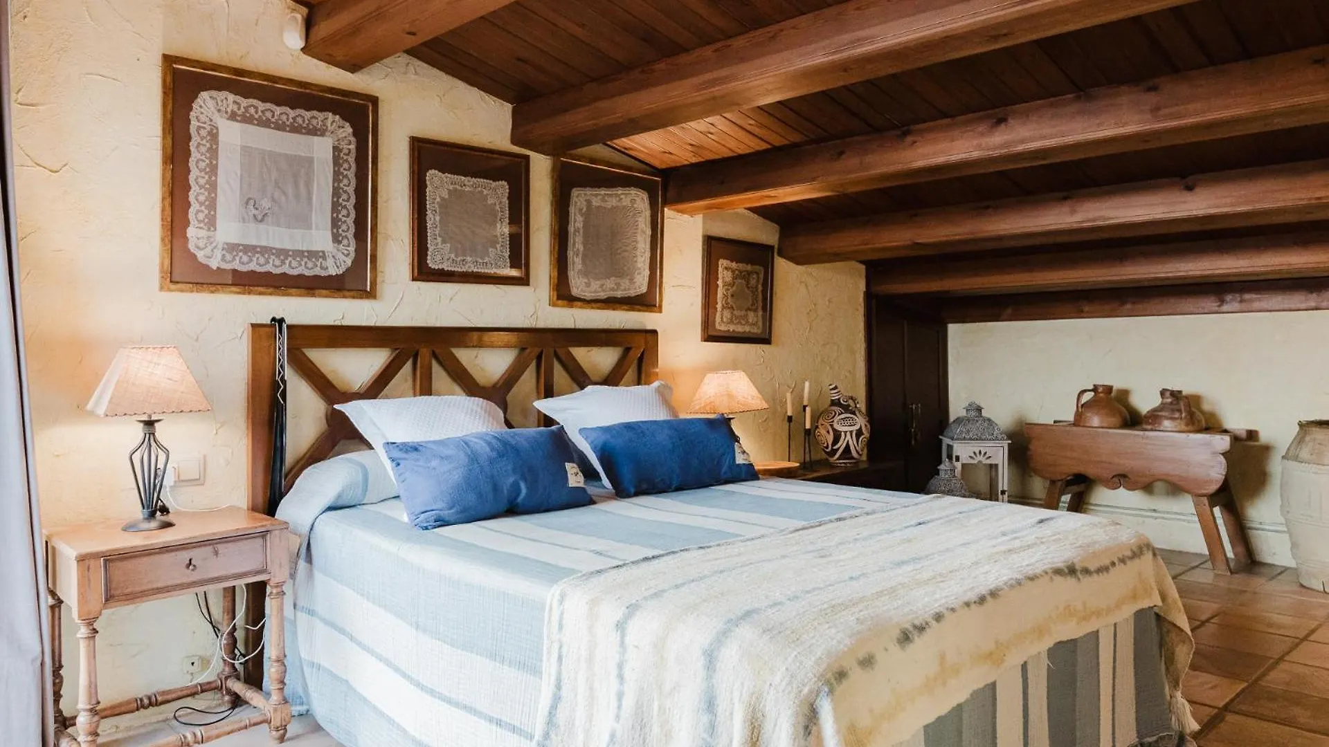 Casa Rural Con Jacuzzi En Centro Historico De Pals Feriehus