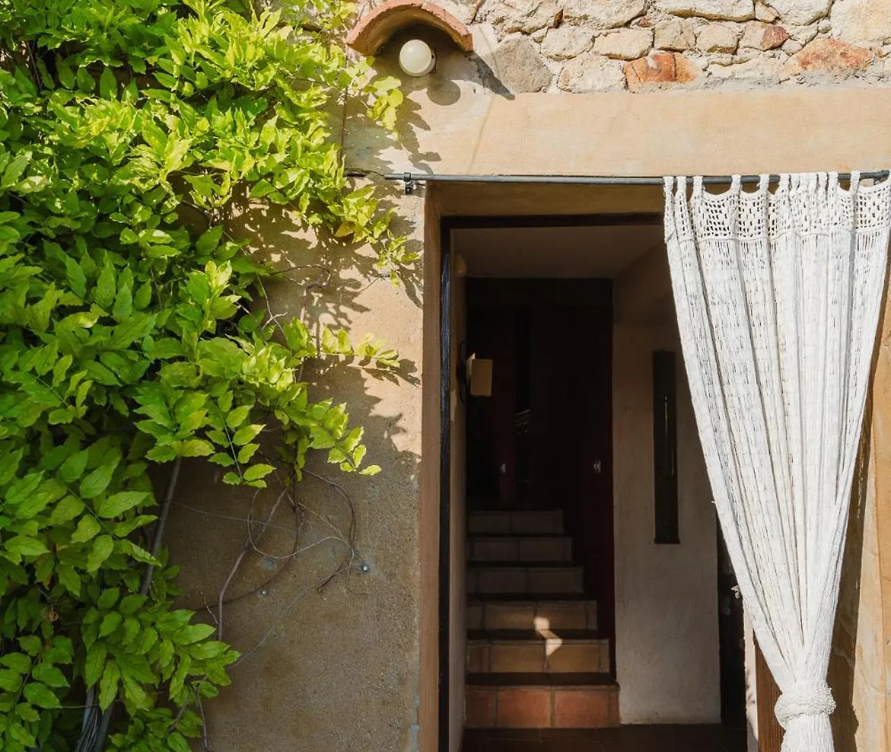 Casa Rural Con Jacuzzi En Centro Historico De Pals